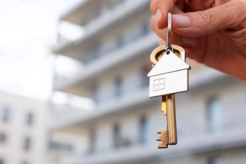 corretor de imoveis em itapema